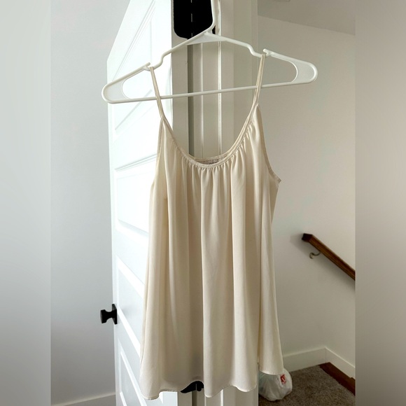 Loft Tank - Picture 1 of 2